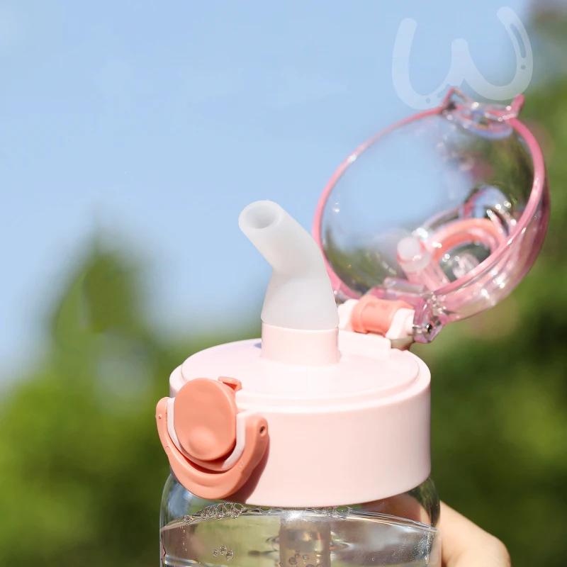 Wholesale 380ml Kids Drinking Bottle Borosilicate Glass Cartoon Baby Water Bottle With Straw Travel Leakproof Milk Cup
