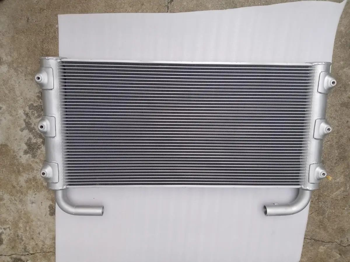 XB00001928 4727506 XB00001938 XB00001931 Radiator for Hitachi ZX200 Excavator Parts 6BG1 Engine
