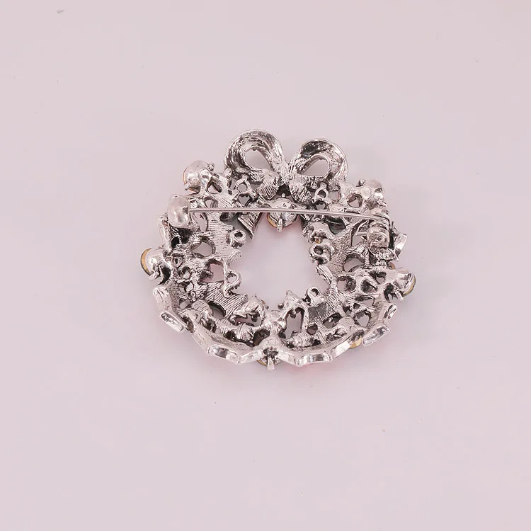 wholesale rhinestone brooches colored Christmas wreath retro brooches