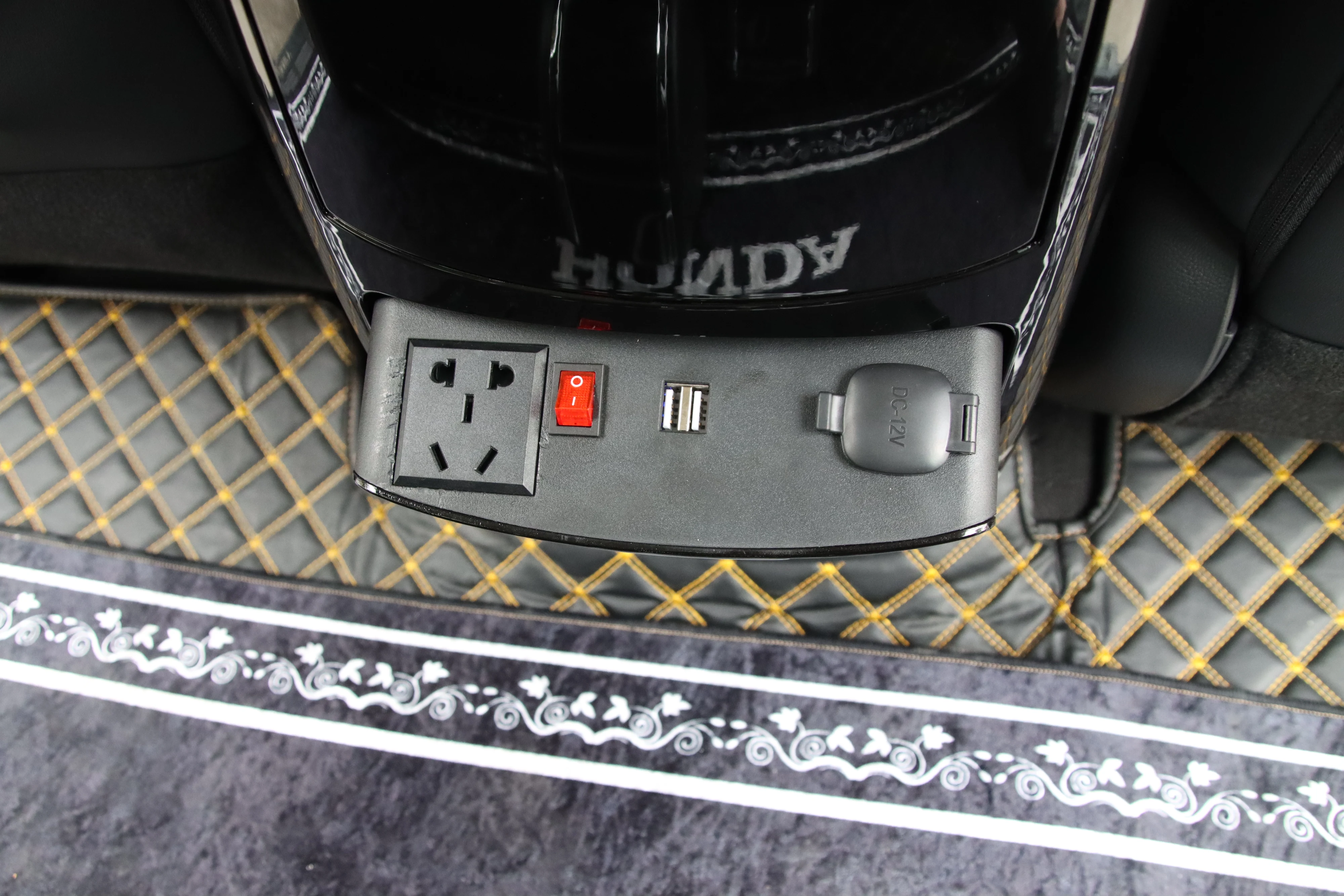 220V power socket central handrail box of automobile refrigerator Suitable for Honda Odyssey armrest box mixed with ELYSION,