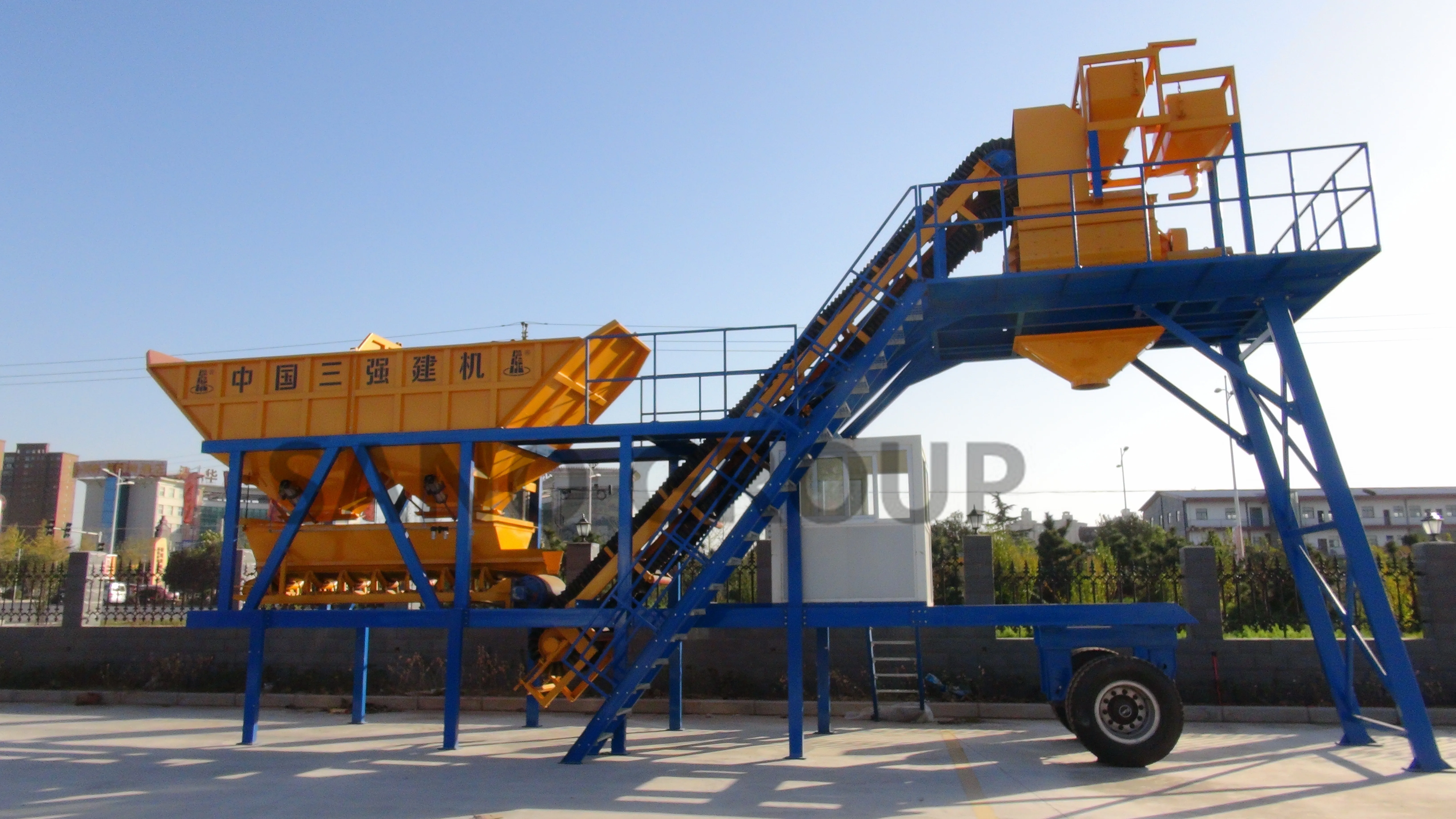 SANQ YHZS25 Ready Mixed Concrete Batching Equipment Road Mobile Concrete Batch Plant With 100T Cement Silo