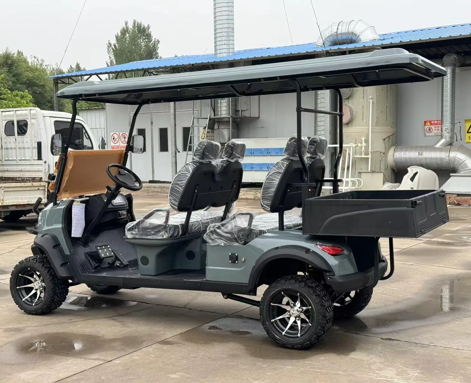 New Designed Factory Price 2+4 Seater Electric Lifted Buggy Hunting Cart with bucket 4 Wheel Drive Custom Street Legal