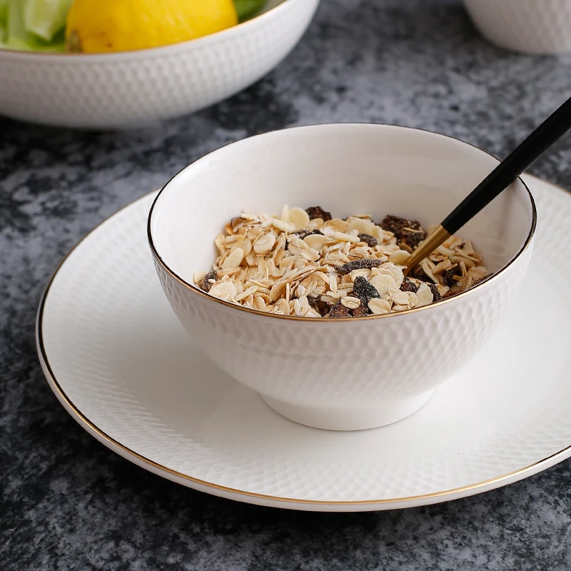 Ceramic White Embossed Bone White Fine Porcelain Round Dinnerware Set With Gold Rim