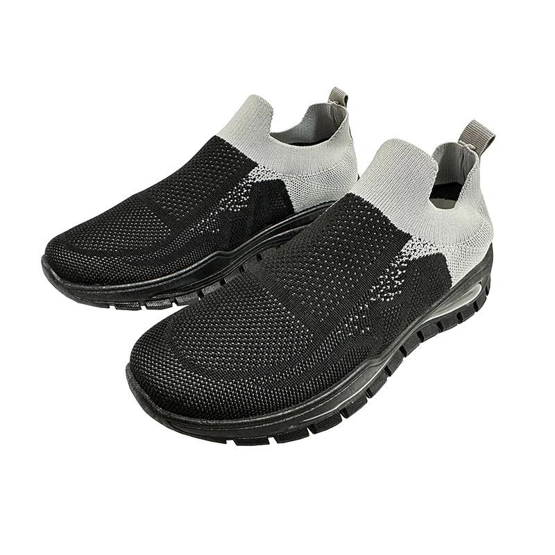 Wholesale cheap casual sneakers men walking style shoes outdoor sneakers on foot