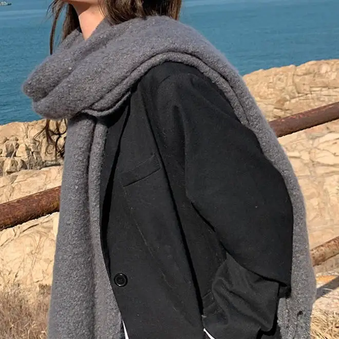 OEM Wholesale Casual Thick Colorful Scarf Logo Custom Winter 220*42 cm Long Woolen Tassels Scarfs For Women