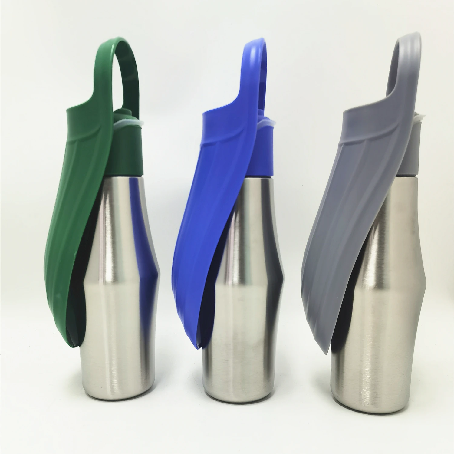 27oz Portable Dog Drinking Water Bottle Stainless Steel Pet Travel Drinking Bottle Water Dispenser With Flip Feeding Bowl