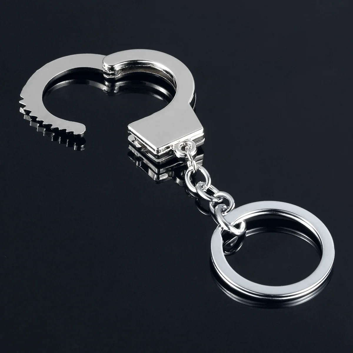 Factory Wholesale Personalized Handcuffs Keychain Zinc Alloy Car Metal Key Ring