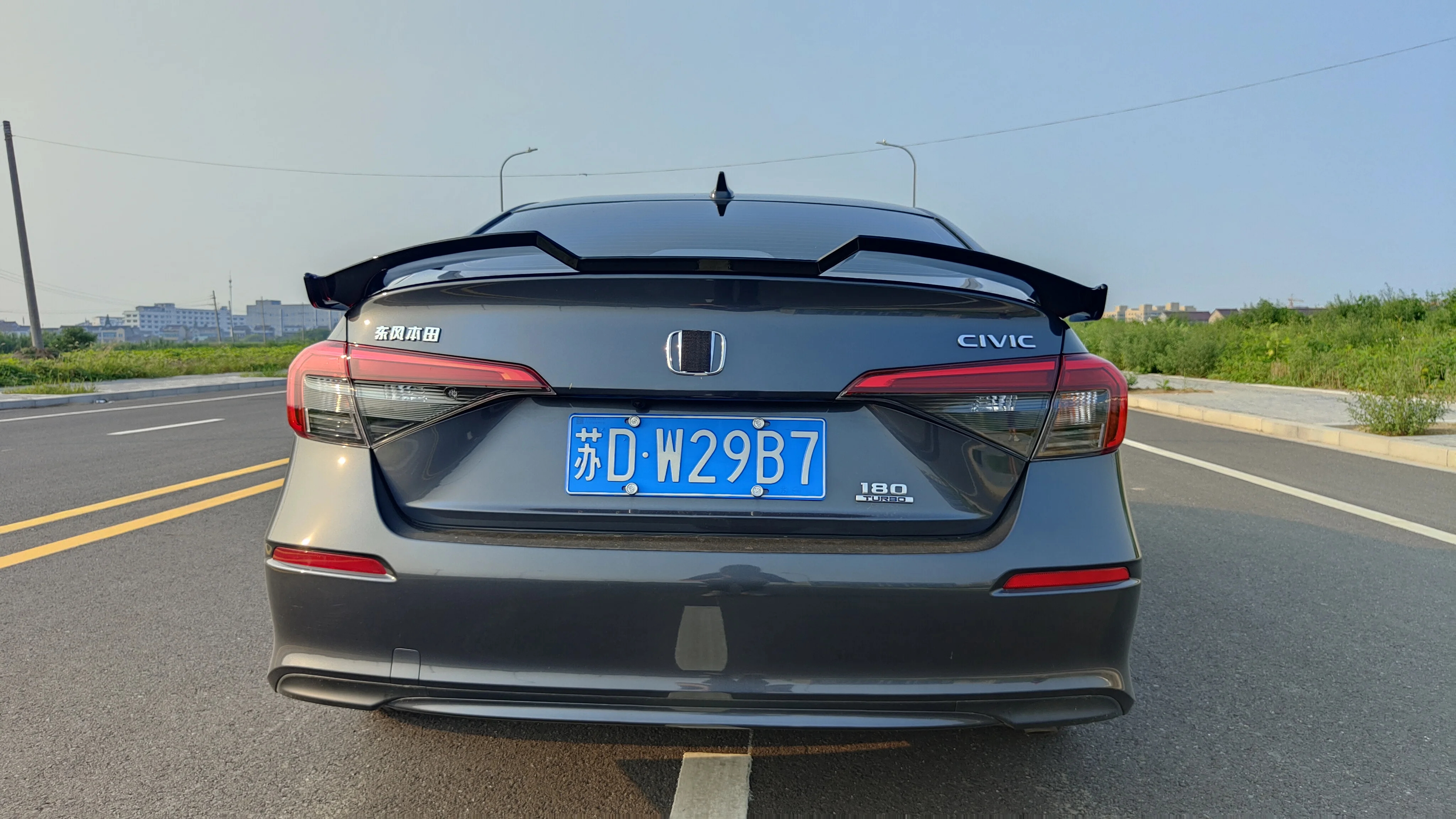 Hot Sale ABS Plastic  New Arrive TR Style Car Rear Spoiler Wing For 11th Gen Honda Civic Car Spoiler 2021 2022