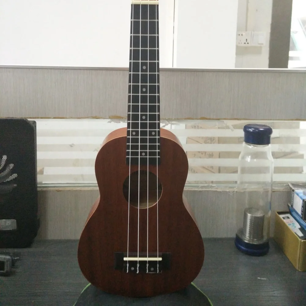 21 Inch Small Wholesale Acoustic Ukulele Nylon Strings Matte Classical Ukulele