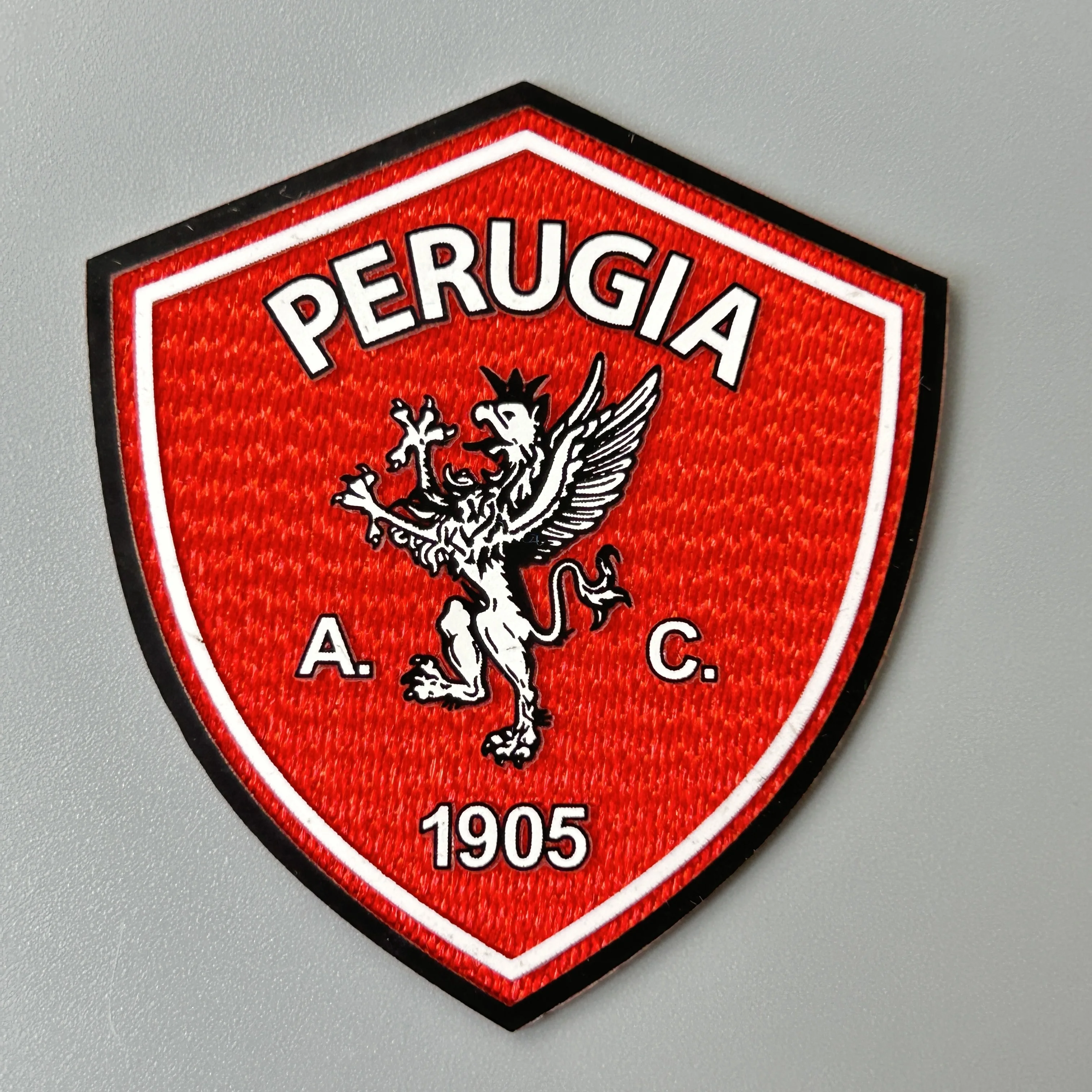 Hot sell Custom Football Team Club Logo Heat Transfer Printing Rubber Silicone Badges on Twill tatami Fabric Patch