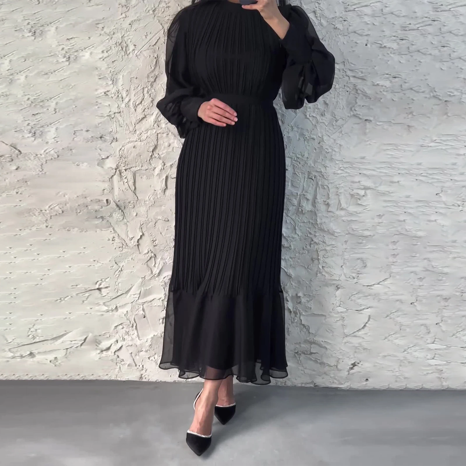 Wholesale Ramadan EID Dubai Modest Muslim Fashion Elegant Pleated Dress Balloon Sleeves Dress Abaya for Muslim Women Hijab Dress