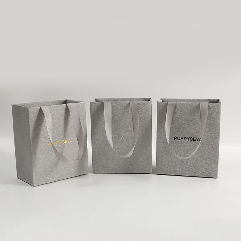Custom Printed Paper Bags Cardboard Luxury White Kraft Paper Gift Bag With Ribbon Handle For Shopping Bag With Your Own Logo