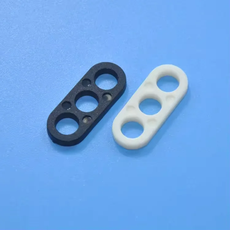Wholesale Plastic Three Hole Buckle Strain Relief Cable Clamps Cord Grip