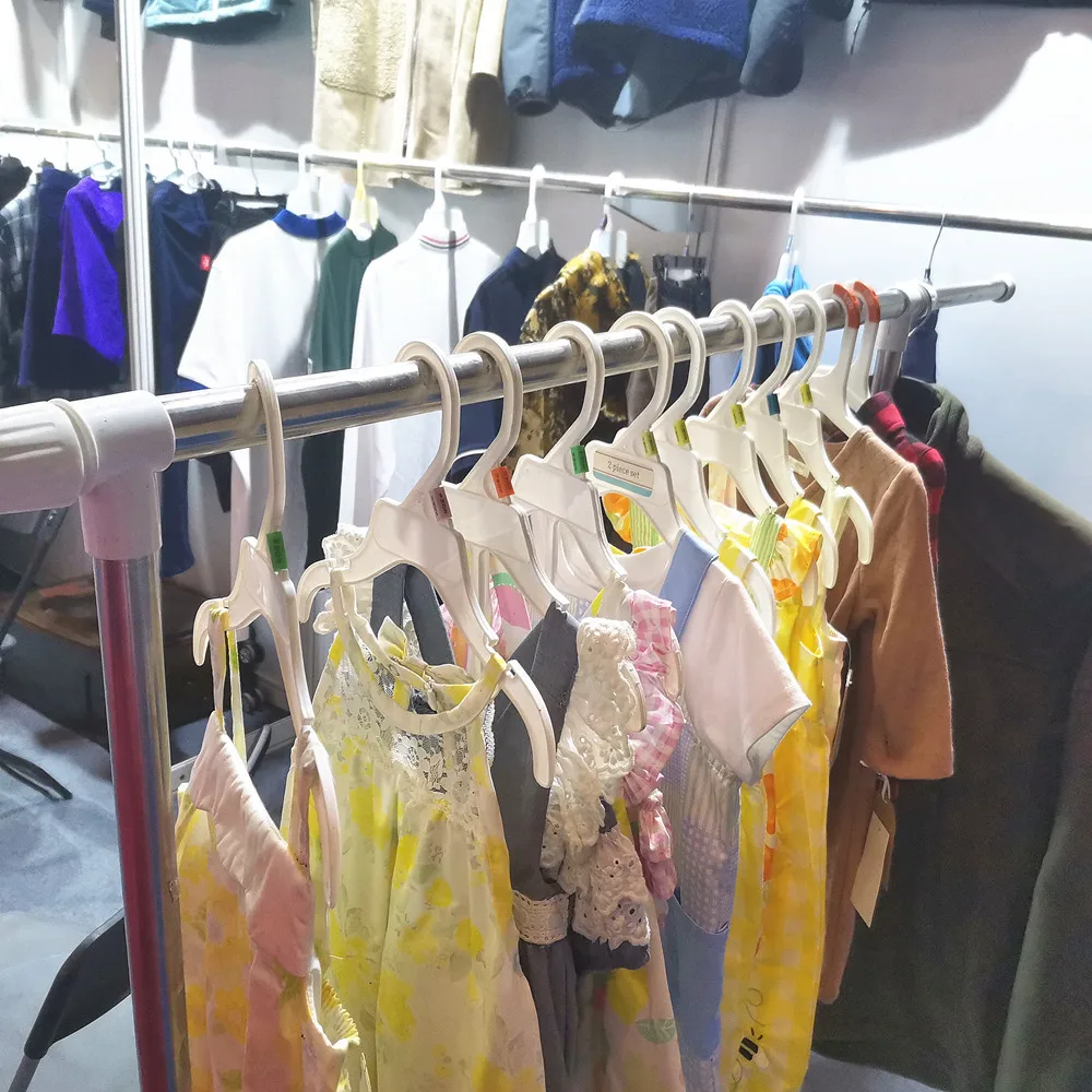 12inch 496 Wholesale Custom Transparent Plastic Hanger Baby Cheap Clothes Hanger Children Clothing Hanger