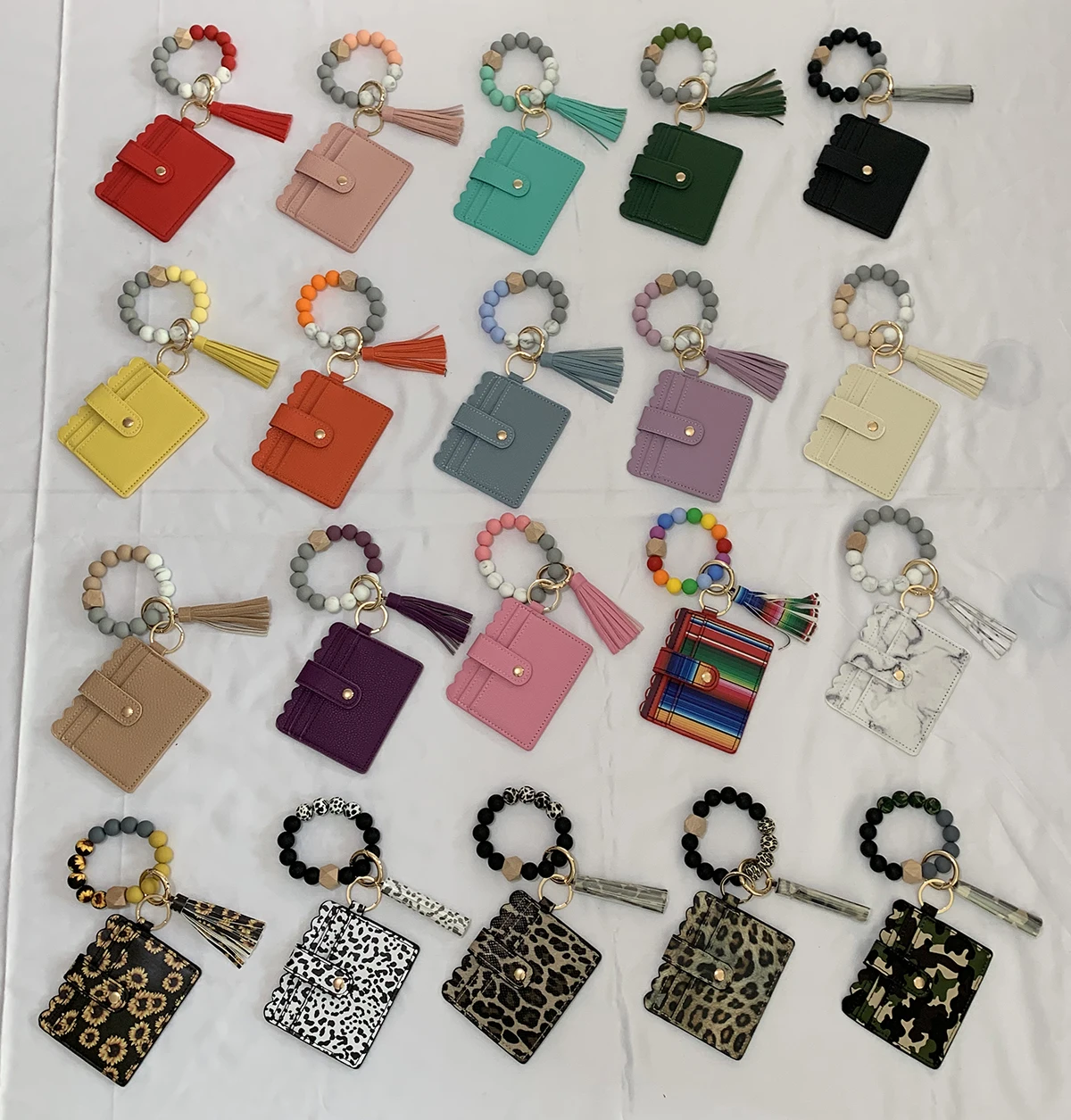 silicone keychain wallet.jpg