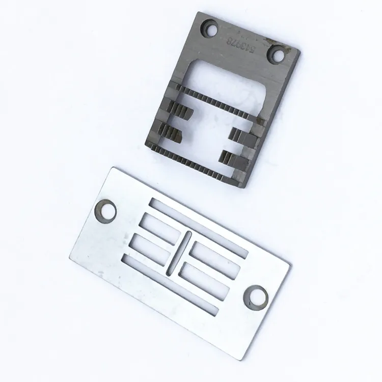 Industrial Sewing Machine Parts SINGER 20U Zigzag Sewing Machine New Condition 543978 543939 Needle Plate/FEED DOG