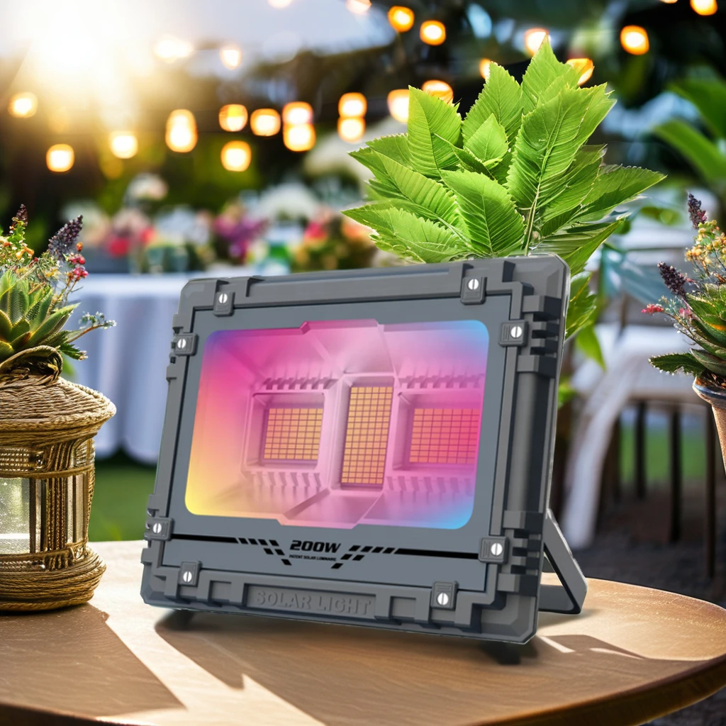 Светодиодный прожектор на солнечной батарее с дистанционным управлением