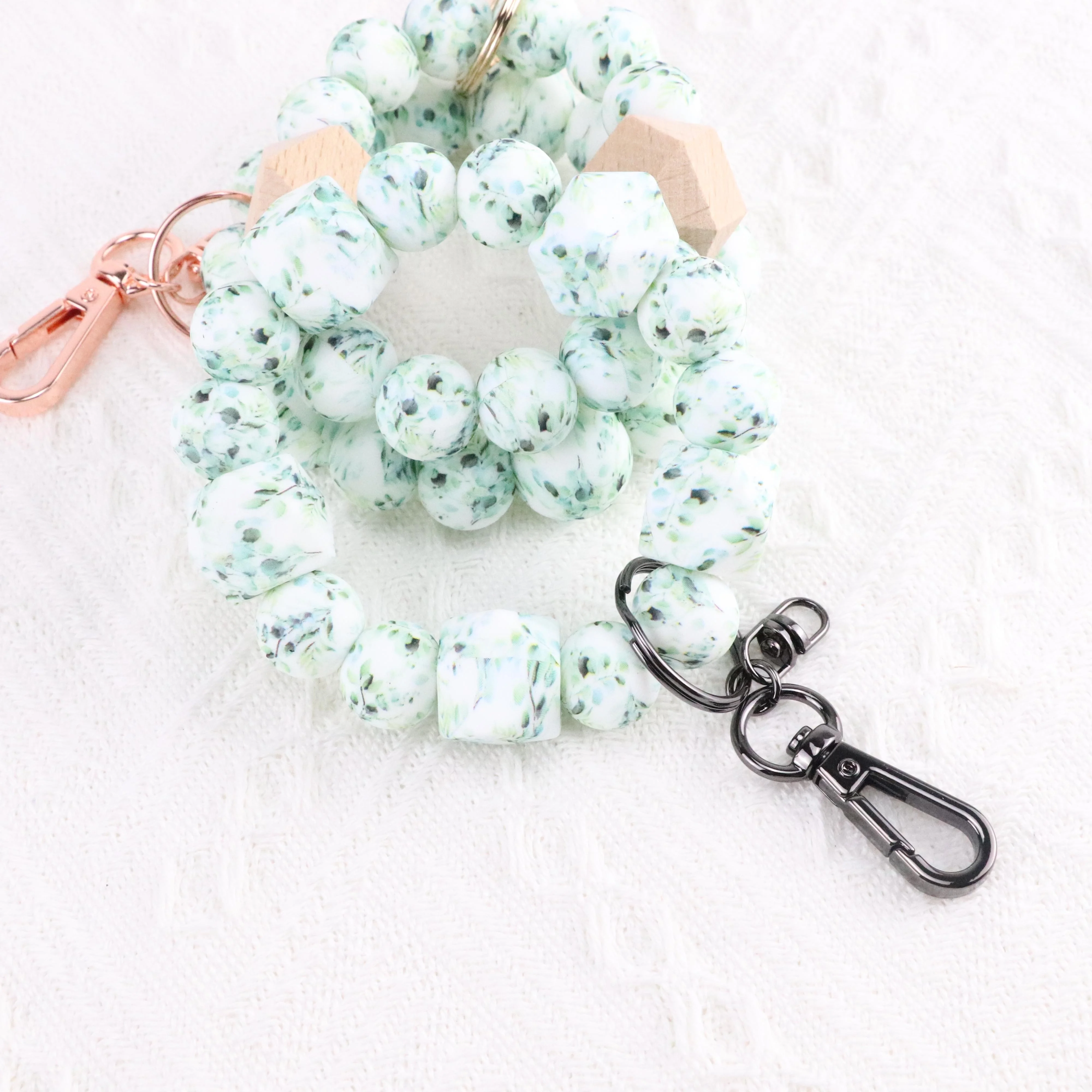 2023 Hot Sale Silicone Leaf Print Beaded Bracelet Key Chain Key Ring Bangle Key Chain