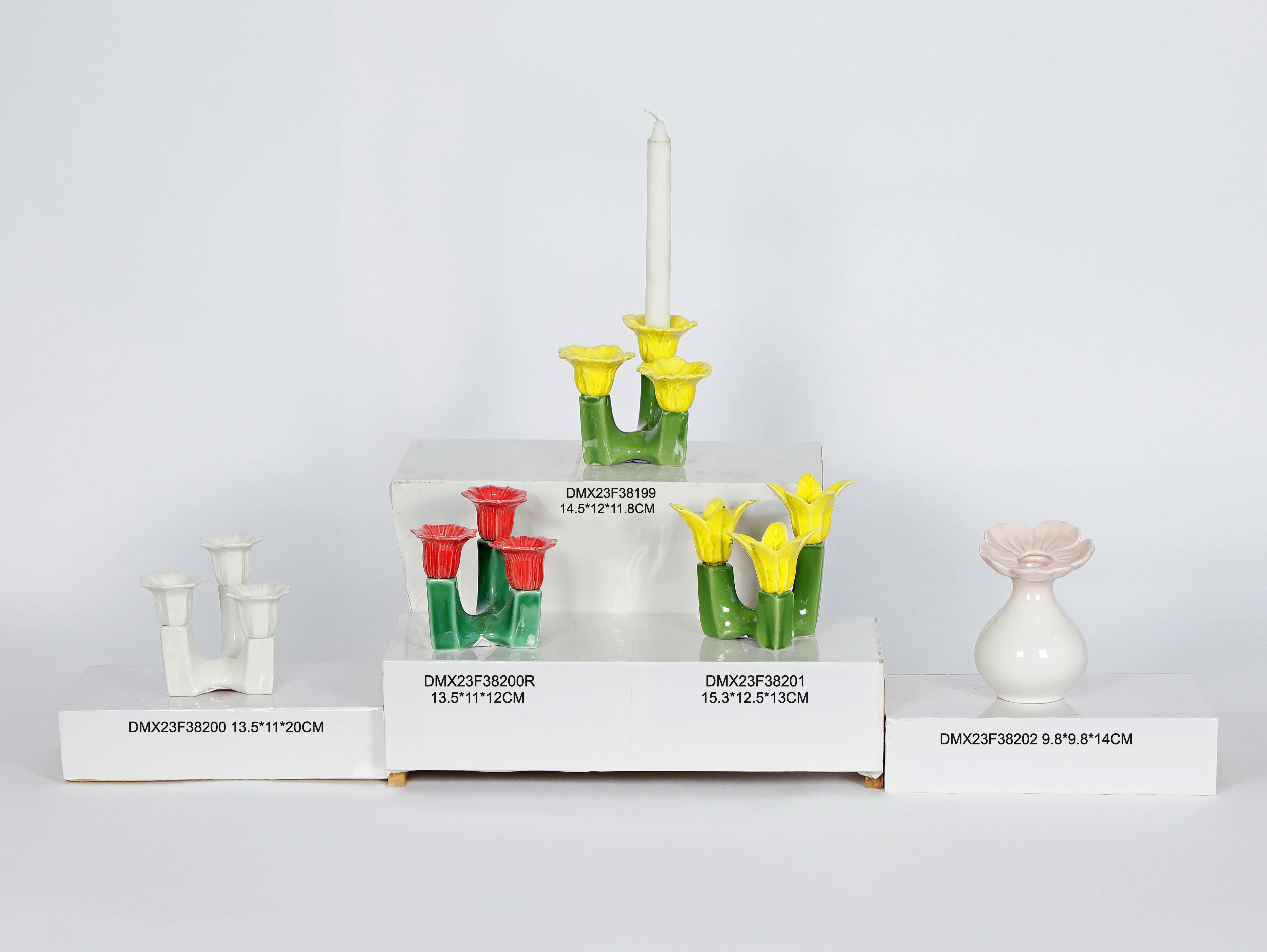 New Arrivals Ceramic Tulip Flower Design Candlestick Holder For Home Table Decor Gifts