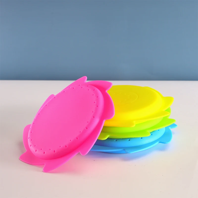 Water Splashing Flying Disc for Kids Backyard Games and Outdoor Summer Toys Splash Water Flying Disc Toys