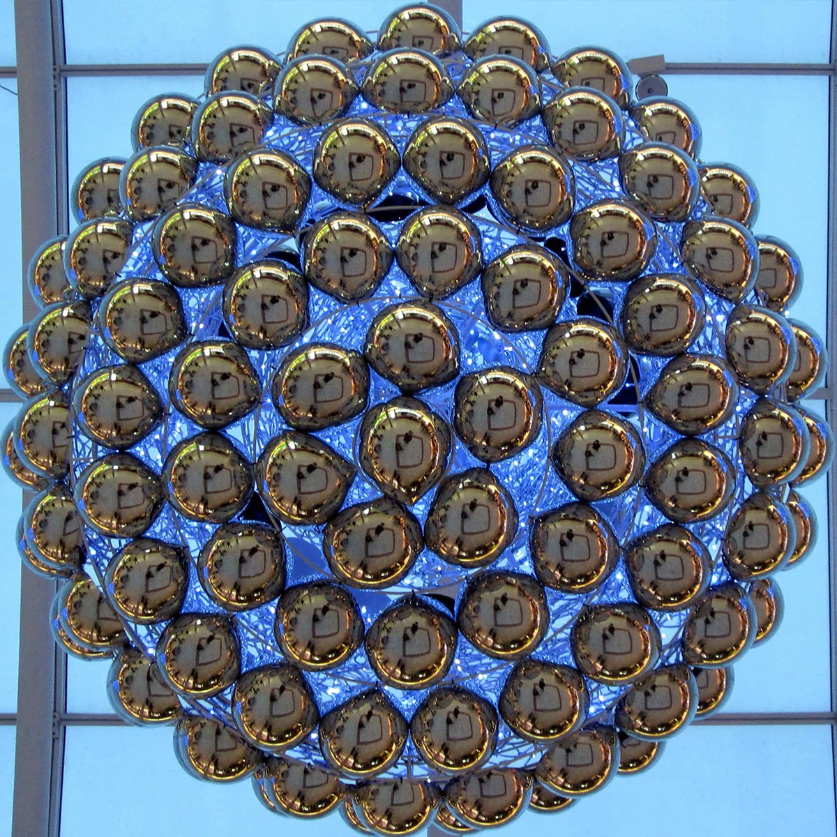 Supply bulk 4 36 inch decorative giant big large chrome hollow metal stainless steel sphere  for sale