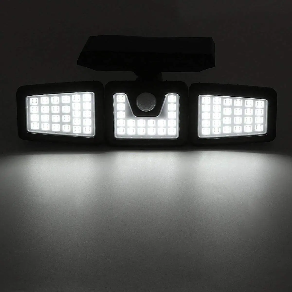 
70 LED Outdoor Wireless Waterproof Motion Sensor Solar Light for Garden Solar Wall Light 