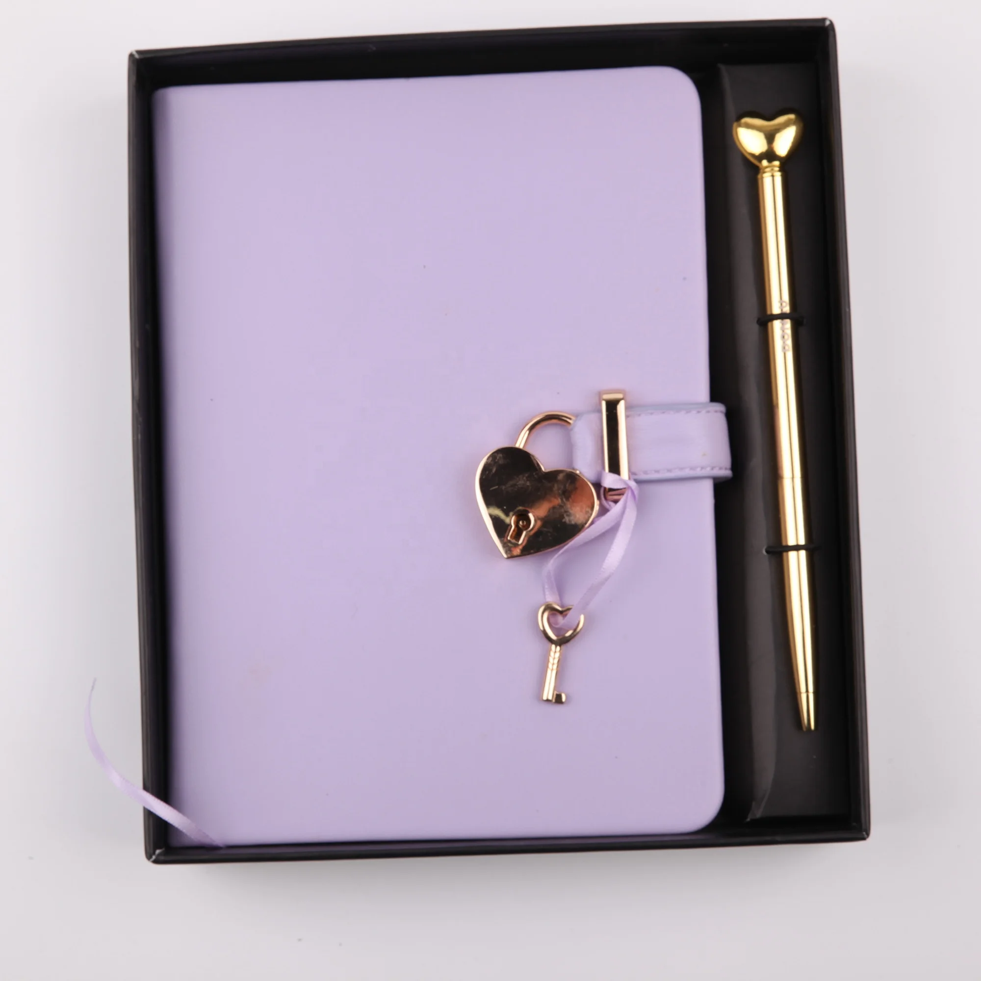 2023 Diary Pu Custom Leather Notebook Colored Gold Edge Agenda Planner paper Cute Journals With Heart-Shaped Key Lock