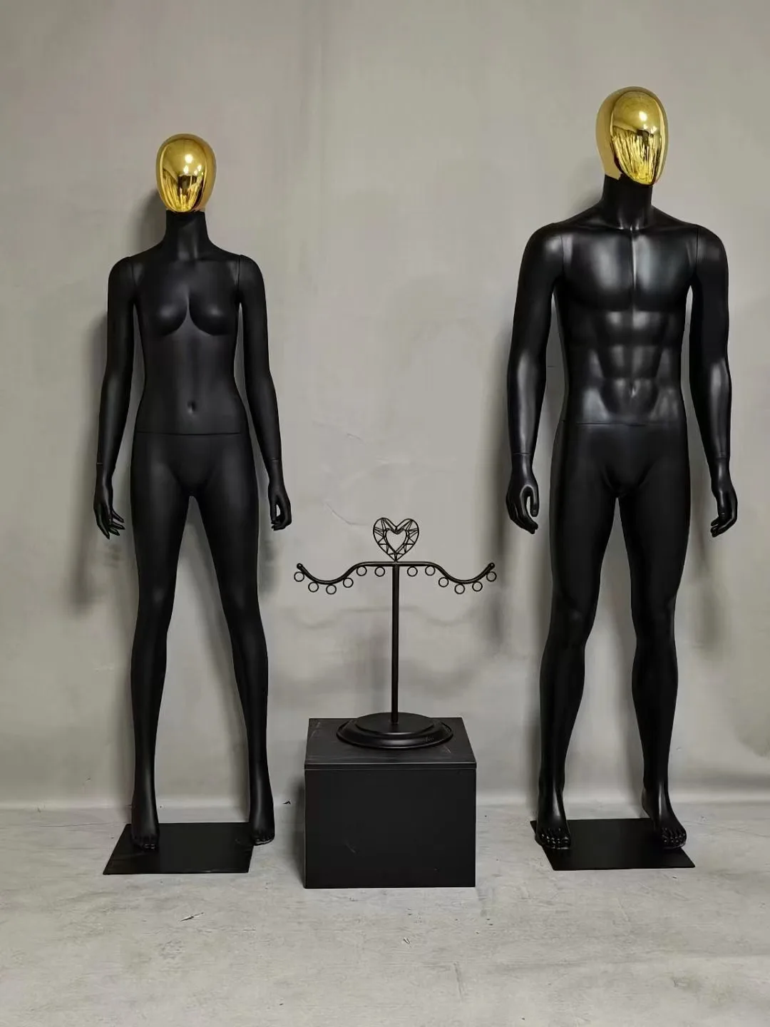 Fashion Window Display Mannequin Male Female Couple Mannequin for Sale