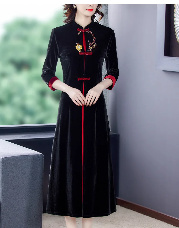 Elegant lady false two long canary velvet skirt autumn and winter Chinese wind embroidered cheongchang dress female