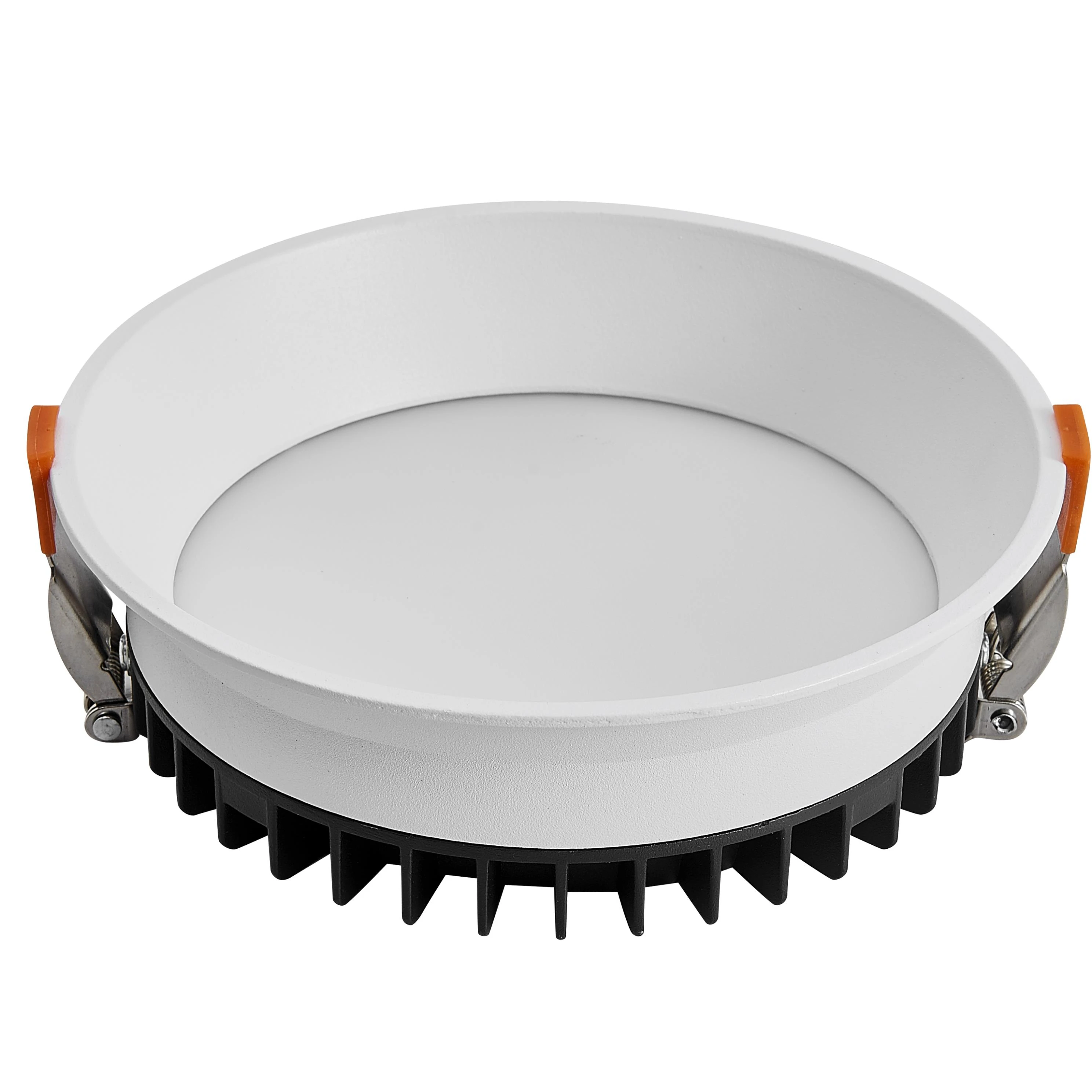 Customizable Warm Eye Care Easy Installation Spotlights Adjustable LED Recessed Downlight