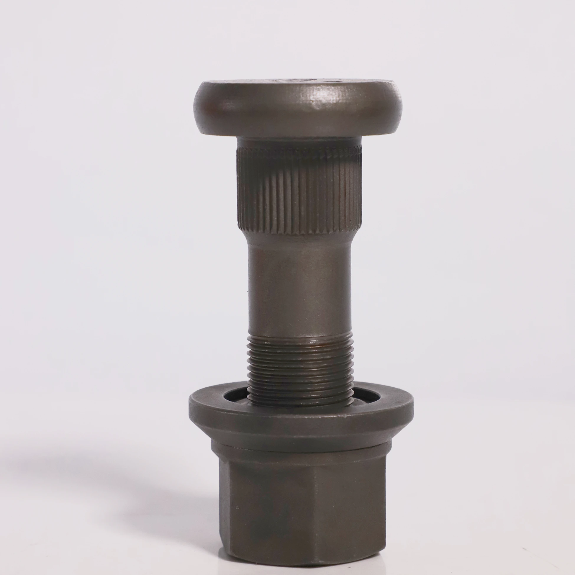 hub bolt and nuts for DAF truck 22x2x94 zinc white high performance