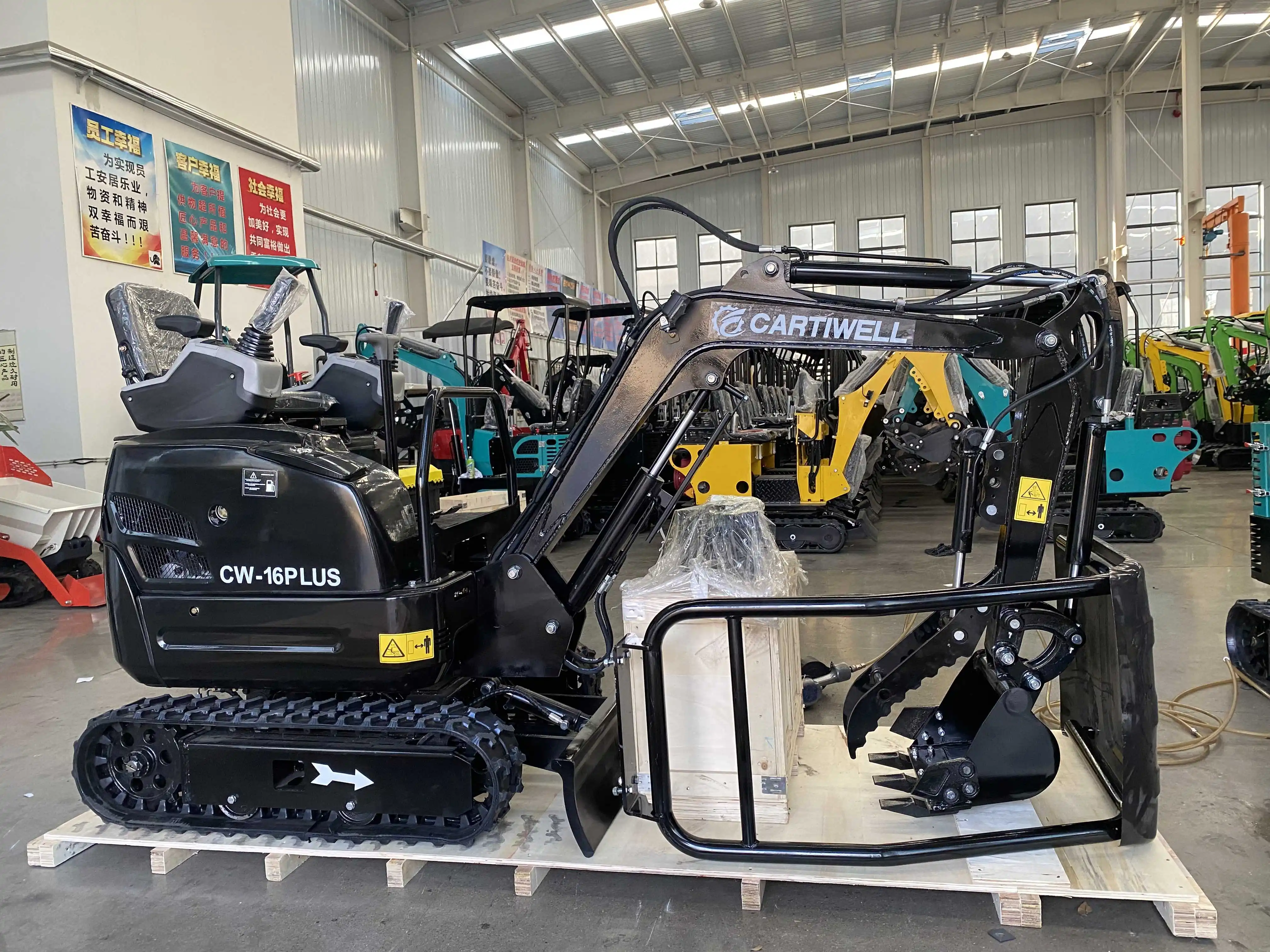 Мини-экскаватор Kubota 2 тонны 5 т