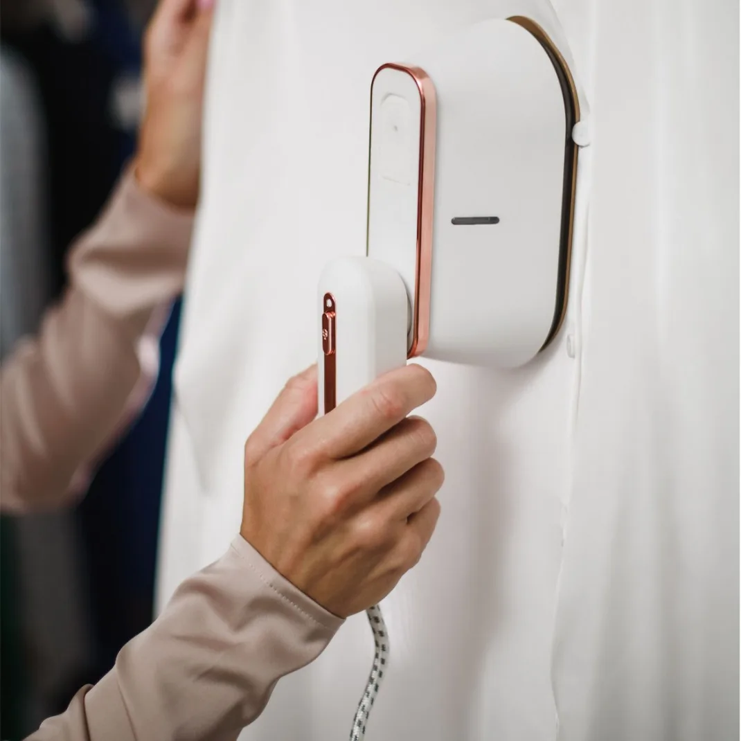 Handheld Garment Steamer for Clothes, Portable Handheld Design, Strong Penetrating Steam