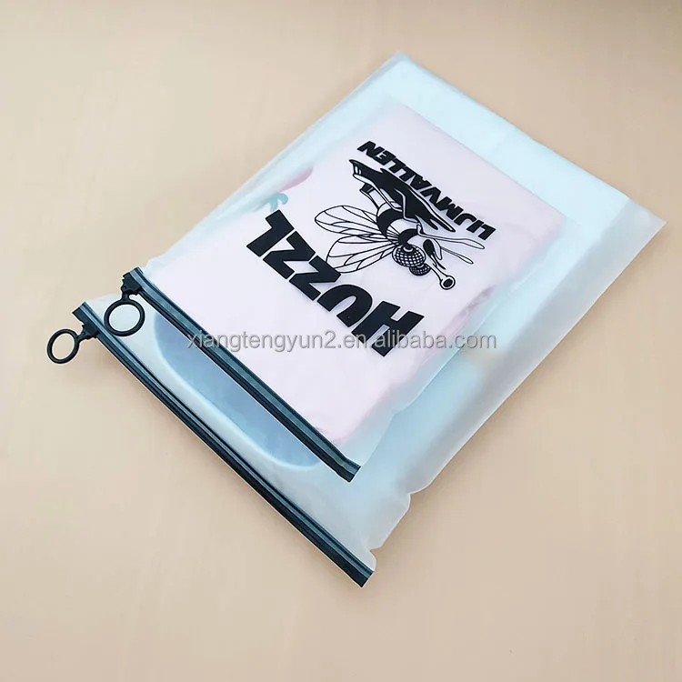 Eco-friendly Custom Logo Zip Lock Bag Packaging Bag for Clothing PE Plastic White Offset Printing Moisture Proof Zipper Top XTY