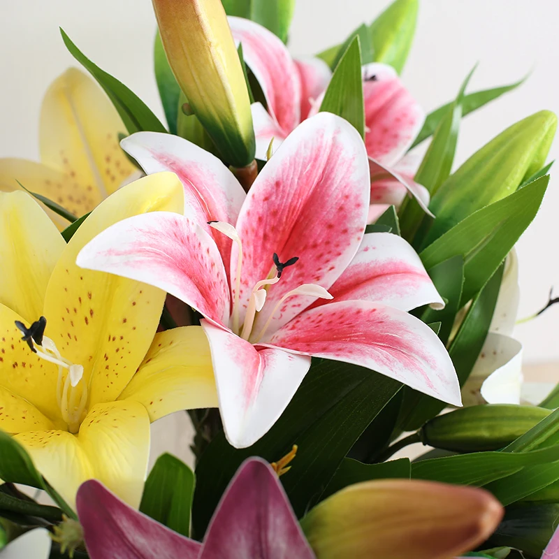 Wholesale Real touch Artificial Calla Lily in Bulk Lily Flower Pu Tropical Lily Decoration Flower