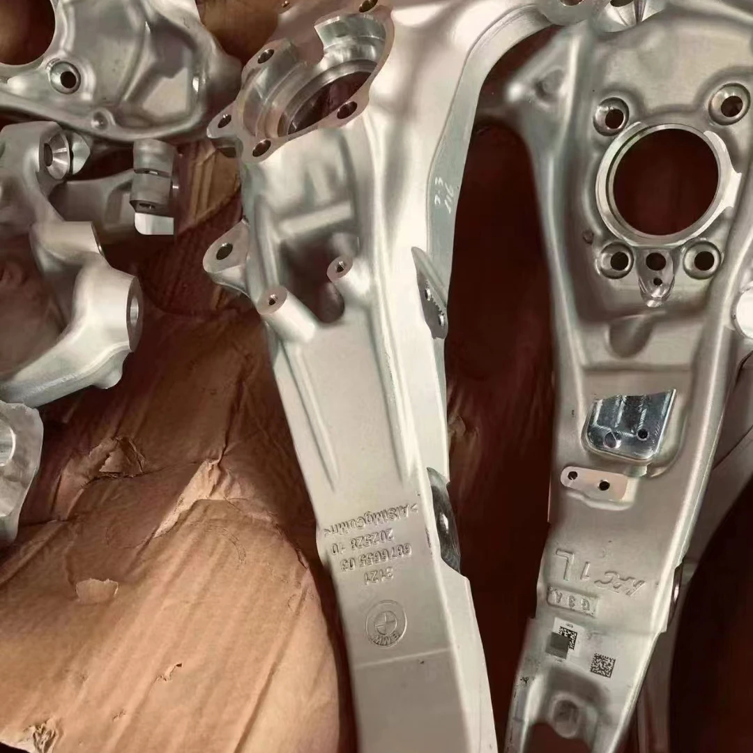 Original OE suspension component steering knuckle claw 31216876656 31216876655 is suitable for BMW X5 G05 X6 G06 X7 G07