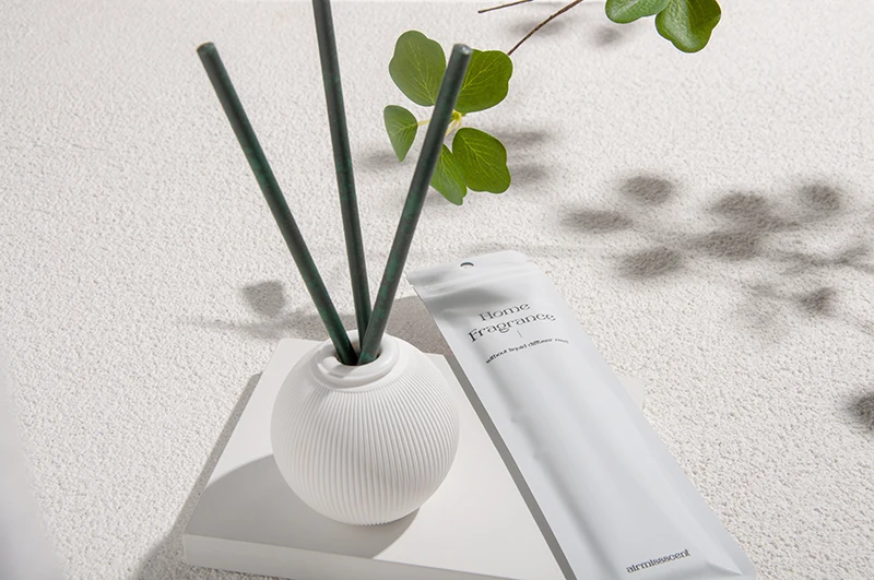 New Design Handmade Craft Gift Circular Concave Circular Gypsum Ceramic Aroma Diffuser Stone for Room Car Air Freshener