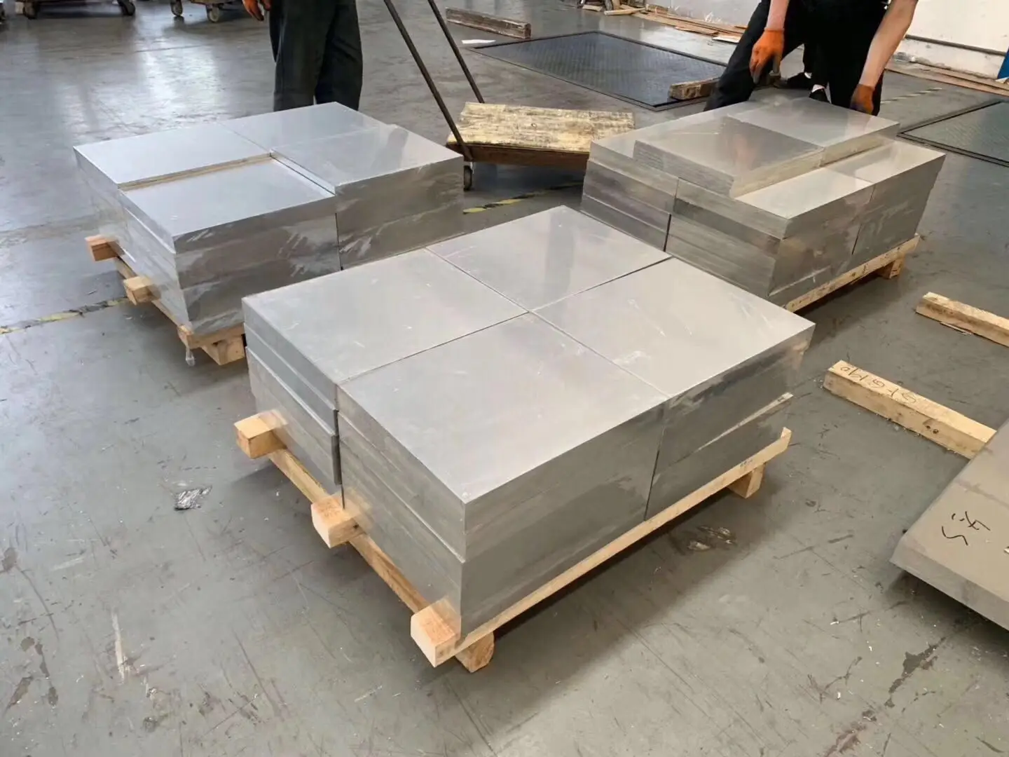 Shandong Xinhuihe Steel 6061 T6 Aluminum Alloy Plate Price