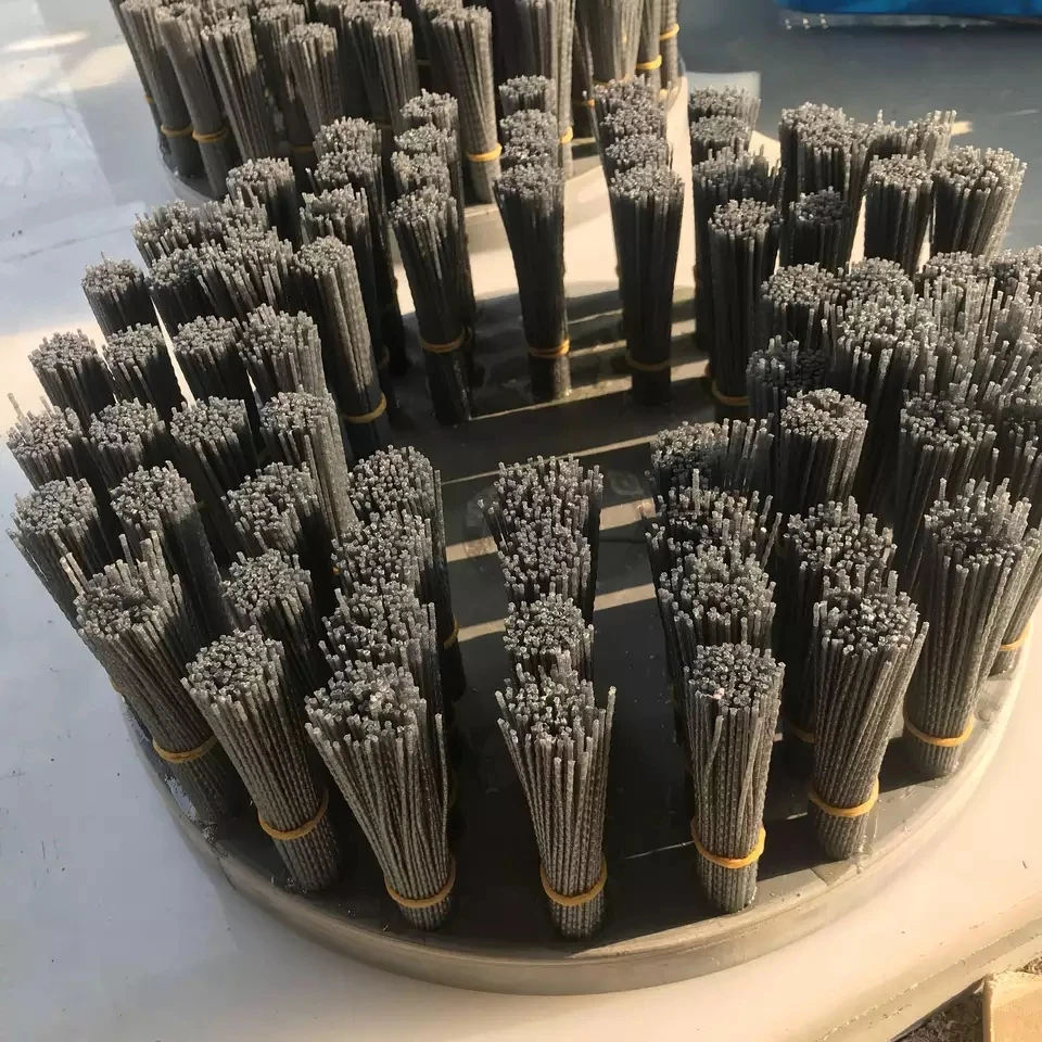 CMX Polishing grinding brush is a disc brush used to deburr rough car wheels