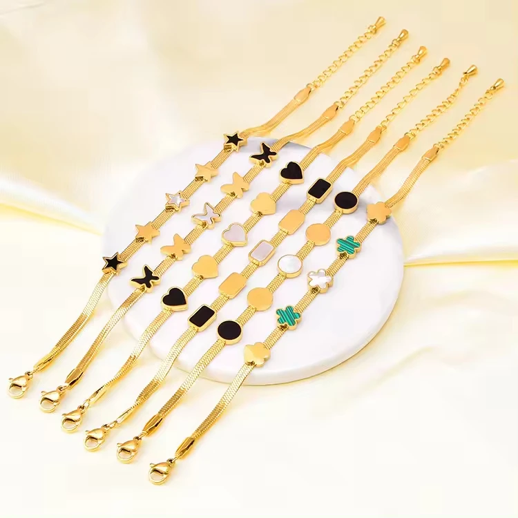 Bijoux en acier inoxydable Star Flower Charm Bracelet Necklace Jewelry Set Snake Chain Shell Butterfly Heart Necklace for Women