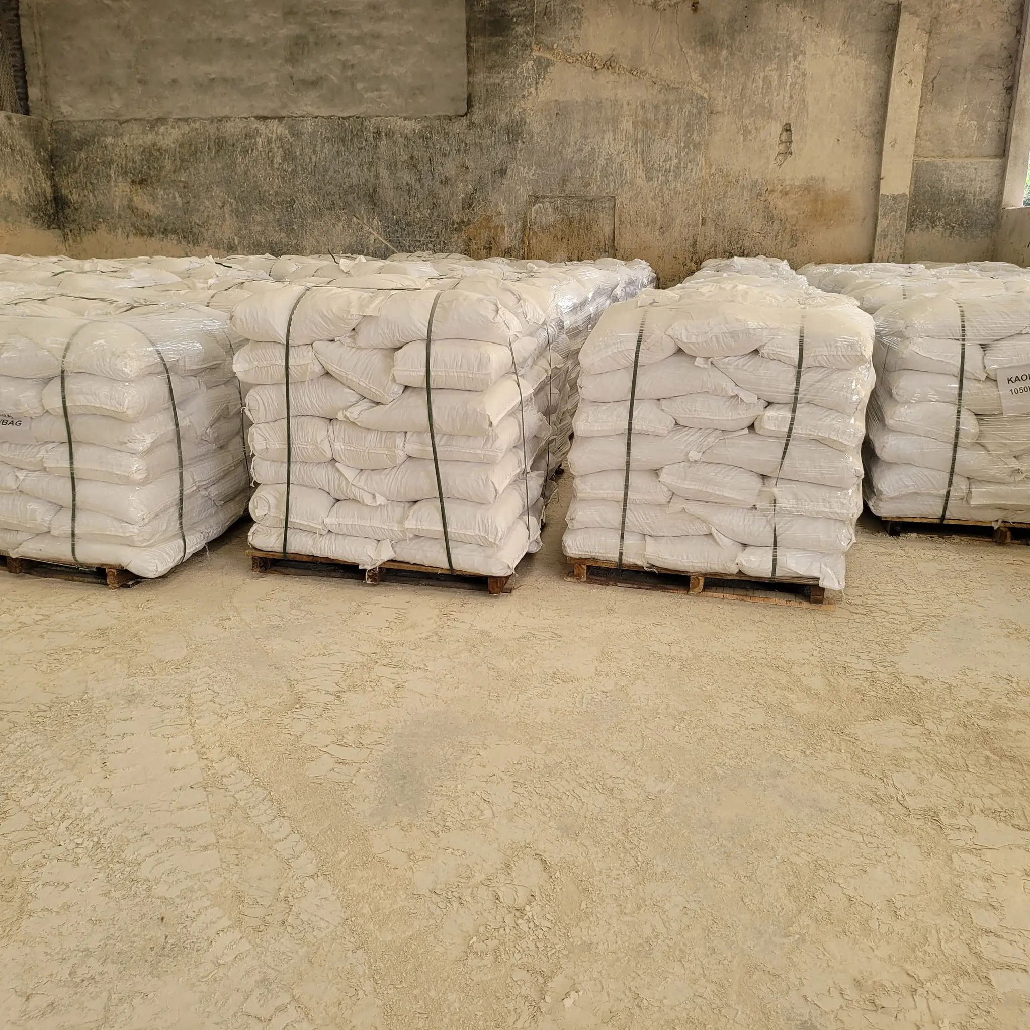Завод по переработке вьетнамского каолина напрямую поставляет каолиновый продукт, промывочный каолин, кальцинированный глин, oem