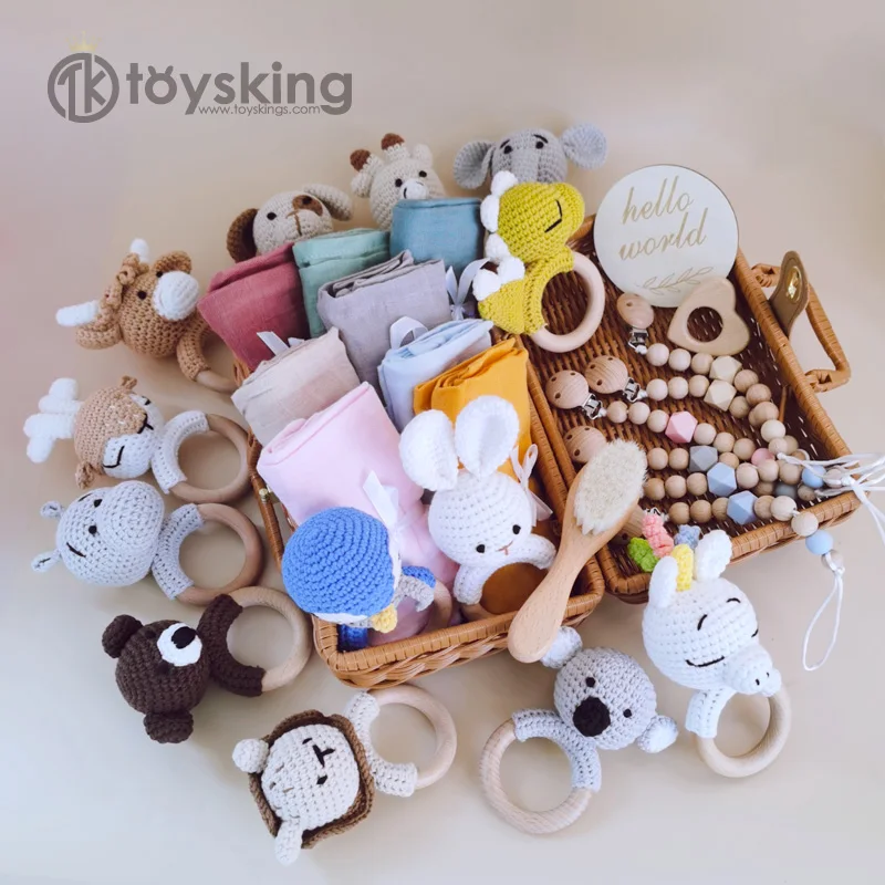 BPA Free Crochet Baby Teether Doll Beech Wood Newborn Teether Ring Pacifier Clip Baby Milestone Birth Gift Box 6pcs/set