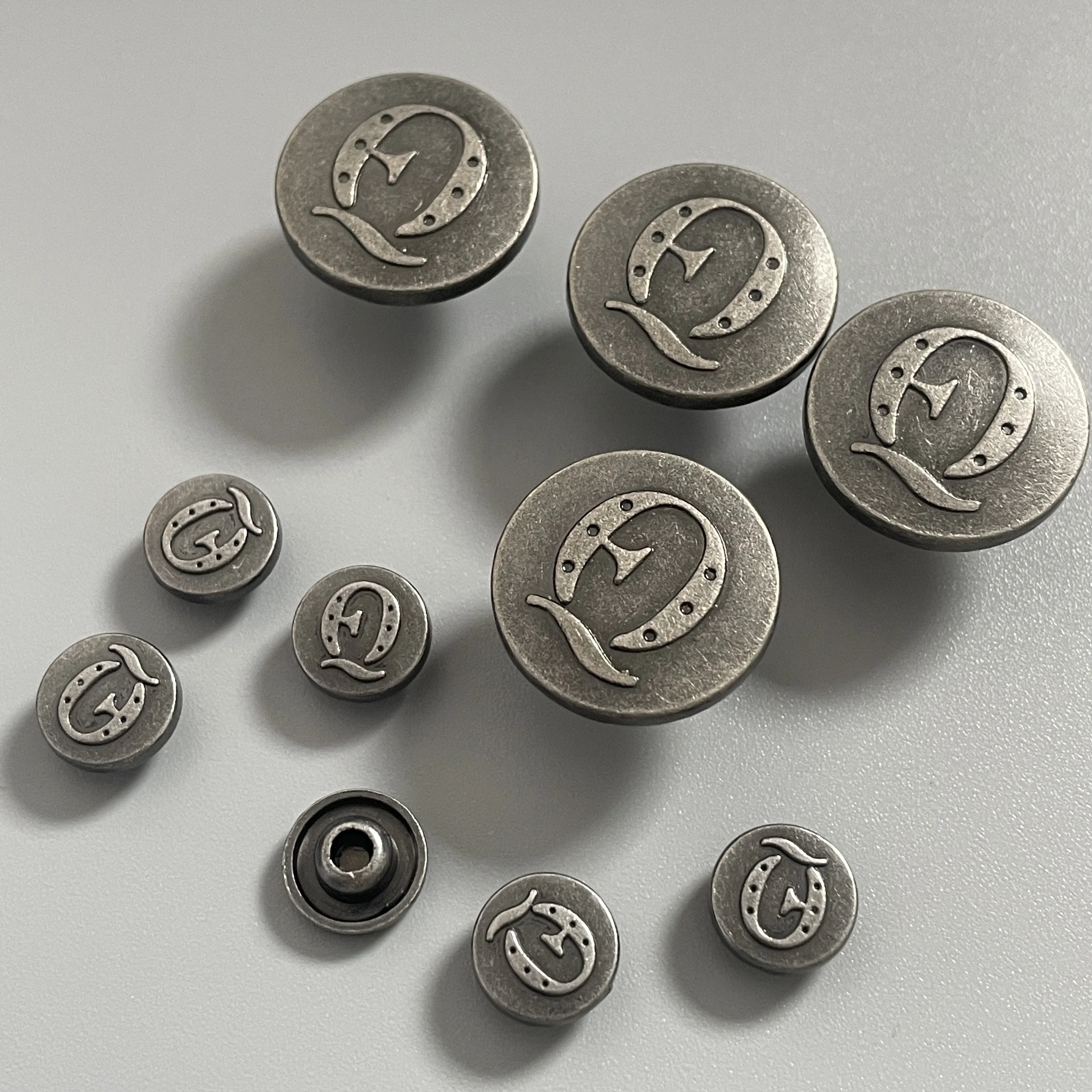 High Quality Custom Logo Embossed Metal Jeans Button For Clothes