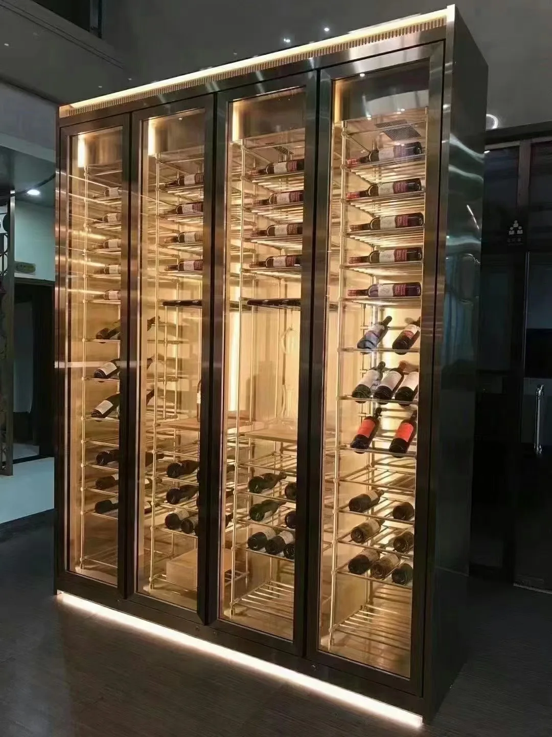 Wine cabinet with lock for Commercial Custom or Home Applications Customized Wine Bar Storage Cabinet for Whisky Display Stand