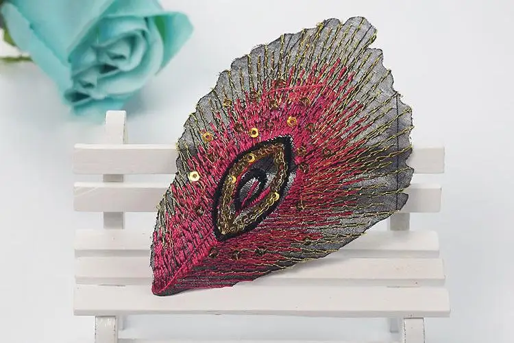 Wholesale cheap iron on ostrich feathers and eye patch 4 inch heat press peacock feather embroidered patches for clothing dress