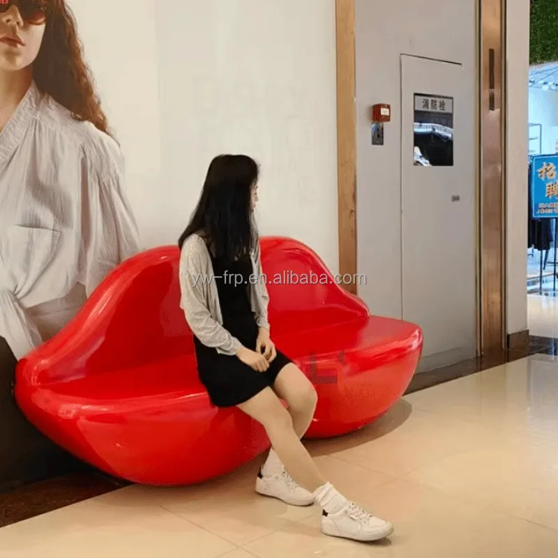 YUWEI shopping mall lobby lip shape leisure chair commercial high-end salon reception rest seat