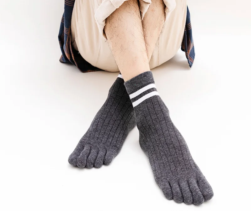 High Quality Custom Low cut spandex toe separator socks athletic women 5 toe socks five toe finger socks