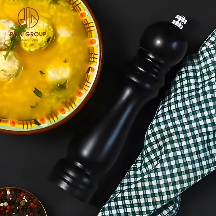 Hot Sale Cooking Tool Creative Mill Manual Restaurant Salt Spice Black Manual Grinding Seasoning Bottle Pepper Grinder