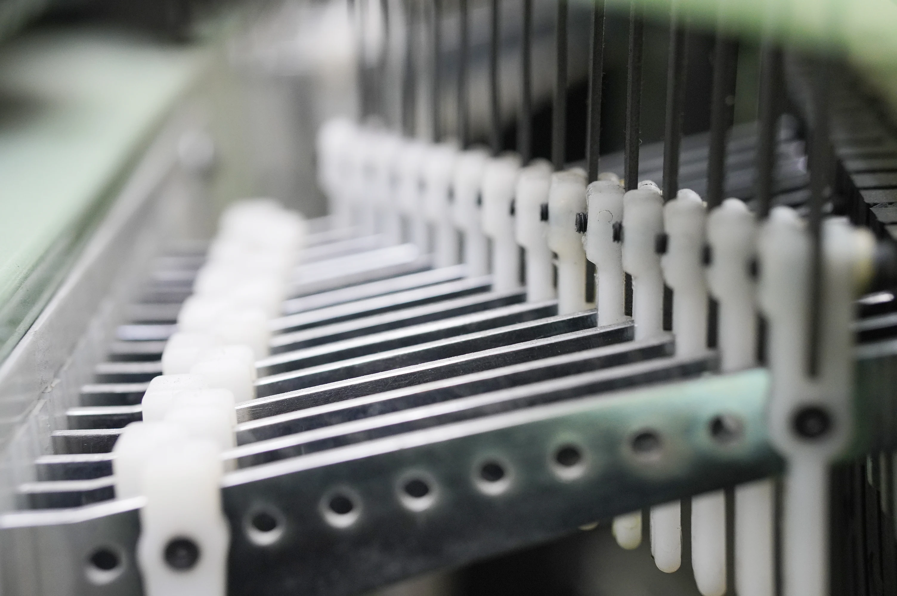 High speed shuttleless needle loom punching machine for width 20mm-80mm