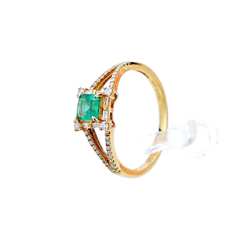 Emerald diamond lace diamond jewelry for women hollow-carved design 18K gold ring